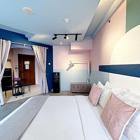 Youre At - The Majesty Apartment Bandung Exterior foto